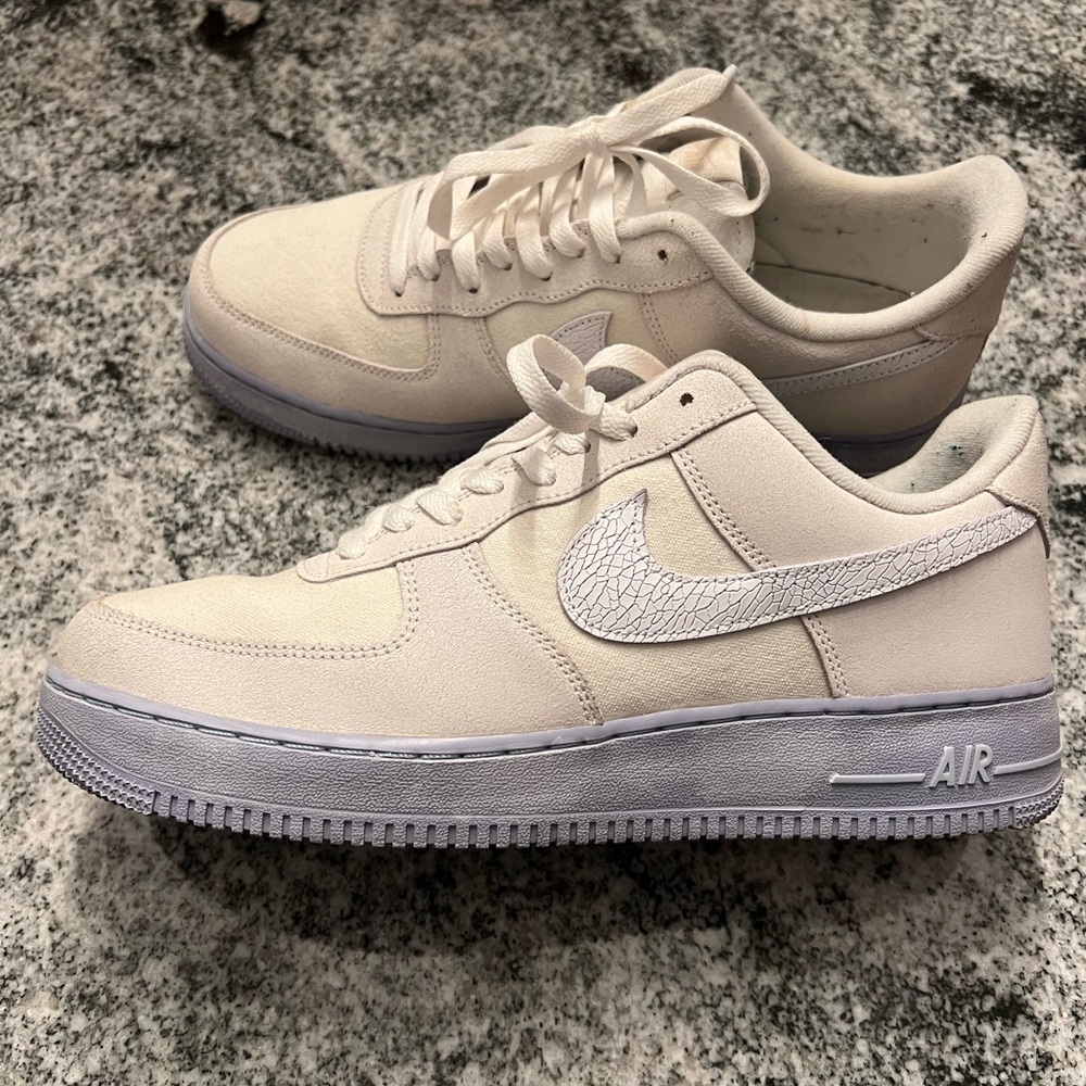 Nike Air Force 1 '07 LV8 EMB 'All-Star - Salt Flats'. Worn once. Men’s size 11.